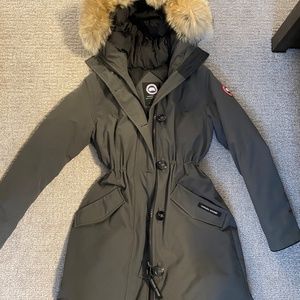 Canada Goose Ladies Parka M